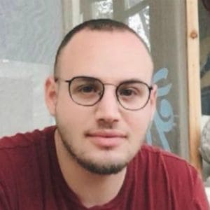 review Jawad Qumsieh